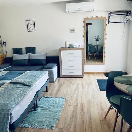 Kaland Apartman Ii. Sátoraljaújhely エクステリア 写真