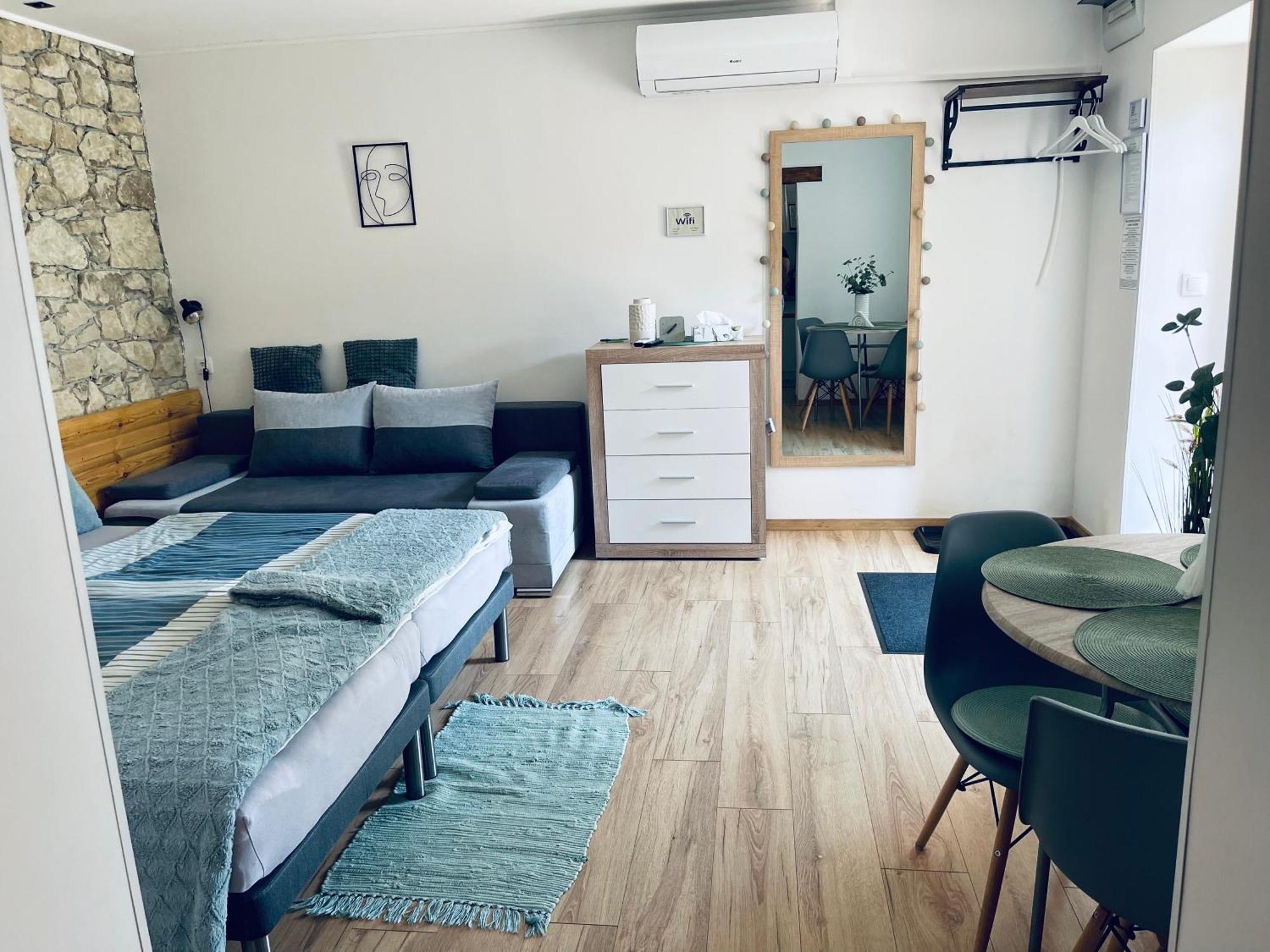Kaland Apartman Ii. Sátoraljaújhely エクステリア 写真